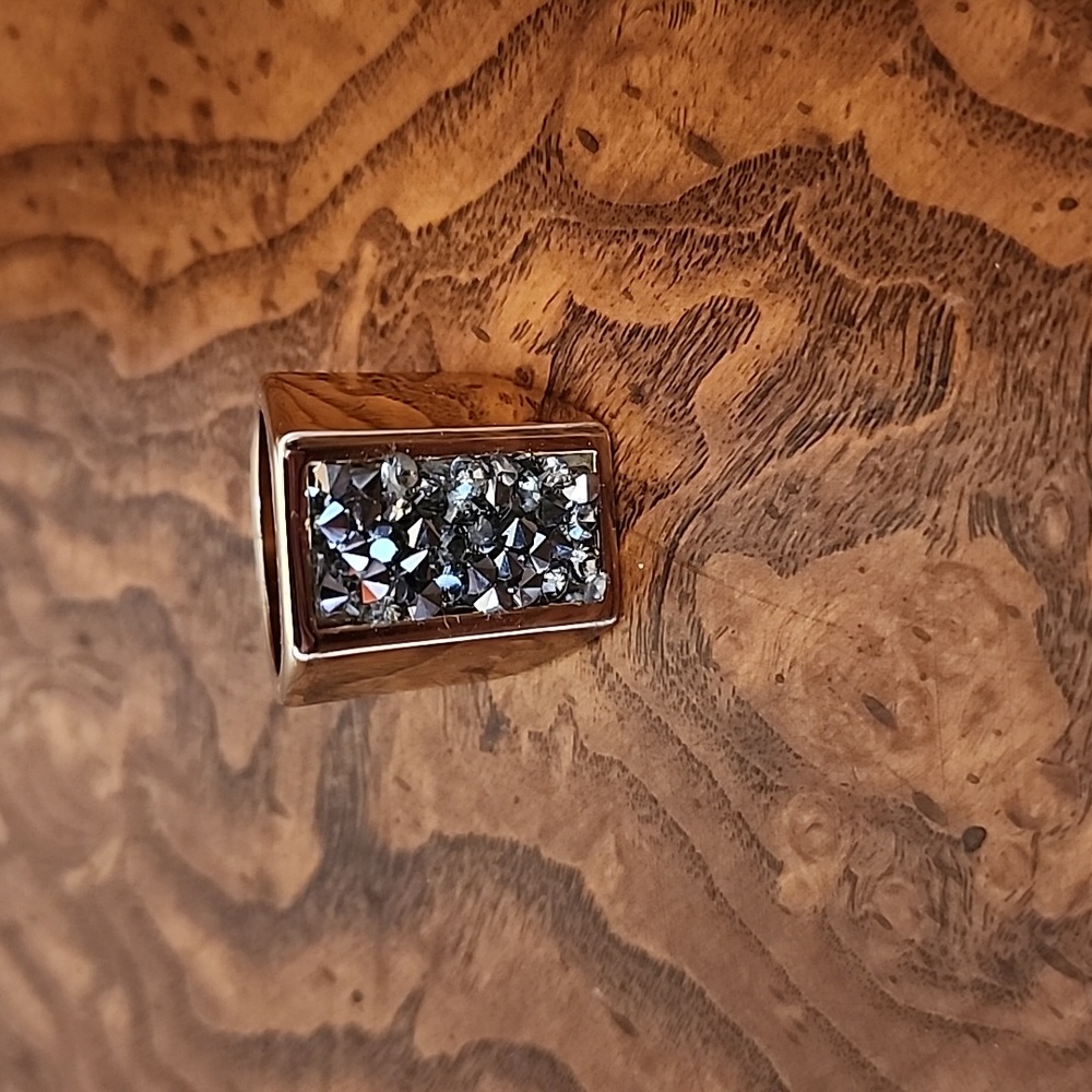 Stylish Unisex Ring with Bling